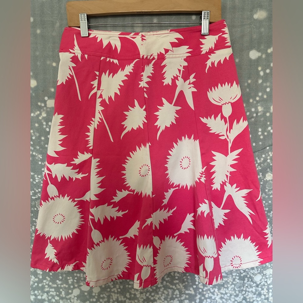 Pink flowers skirt